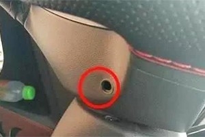 交警提醒：方向盤下有個(gè)小機(jī)關(guān)，作用很大！